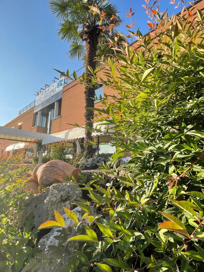 Hotel Gardenia Fiera Cermenate Exterior photo